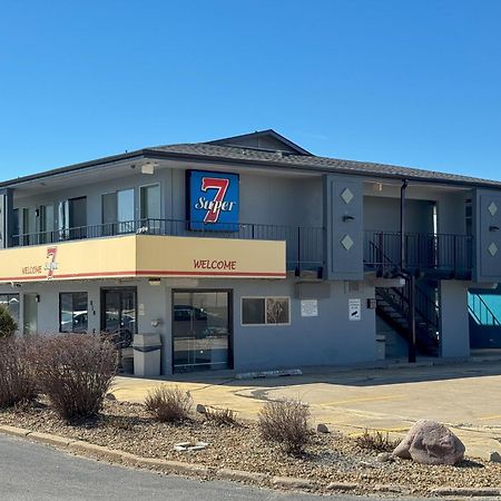 Super 7 Motel Coralville Zewnętrze zdjęcie